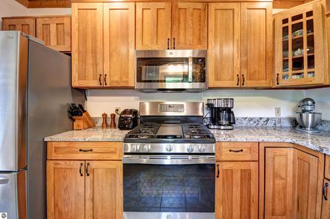 4941 S Green Ct, Cedar, MI 49621 photo 23