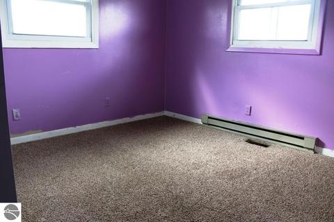 5403 Kings Way, Gladwin, MI 48624 photo 8
