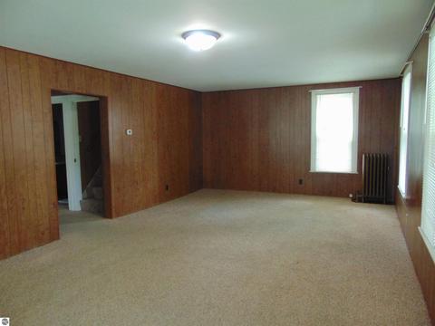 112 N Ithaca St, Ithaca, MI 48847 photo 9