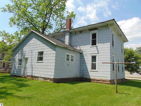 112 N Ithaca St, Ithaca, MI 48847 photo 5