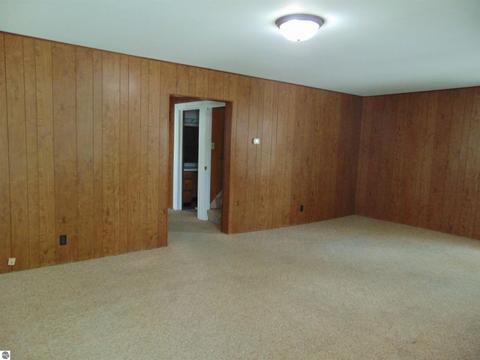 112 N Ithaca St, Ithaca, MI 48847 photo 10