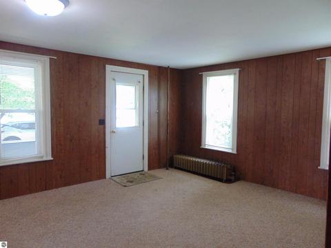112 N Ithaca St, Ithaca, MI 48847 photo 7