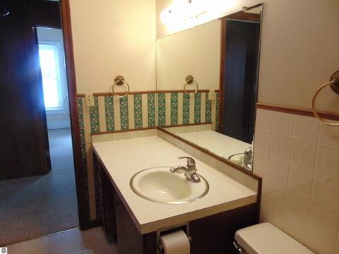 112 N Ithaca St, Ithaca, MI 48847 photo 24