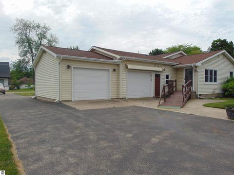 821 Emerson St, Ithaca, MI 48847 photo 33