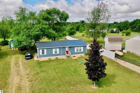 607 Gitchegumee Dr, Buckley, MI 49620 photo 22