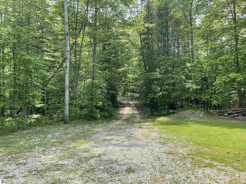 8800 Davy Dr, Hale, MI 48739 photo 32
