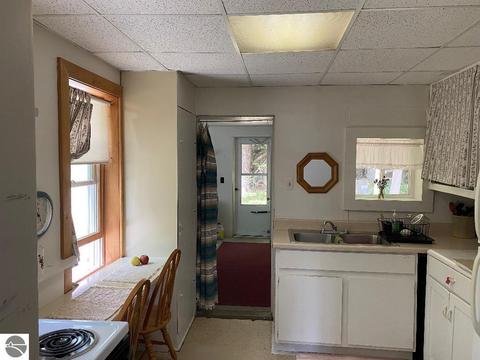 4368 Arborvitae Dr, Honor, MI 49640 photo 9