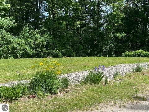 4368 Arborvitae Dr, Honor, MI 49640 photo 23