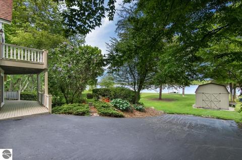 4095 E Shore Dr, Grawn, MI 49637 photo 6