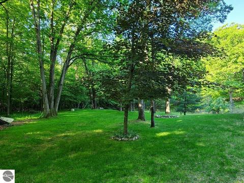 20366 Pole Rd, Brethren, MI 49619 photo 23