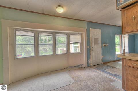 2091 W 18 Rd, Mesick, MI 49668 photo 21