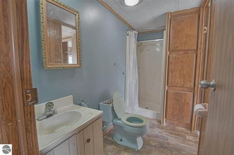 2091 W 18 Rd, Mesick, MI 49668 photo 26