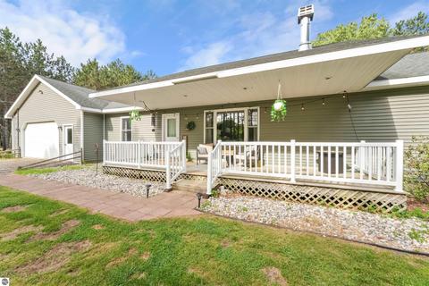 3040 Whispering Trl, Boon, MI 49618 photo 9