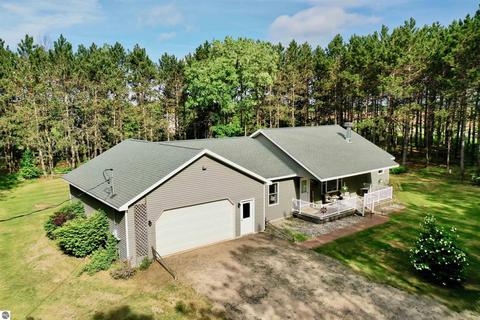 3040 Whispering Trl, Boon, MI 49618 photo 1