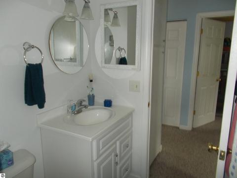 826 Kenyon Rd, Lupton, MI 48635 photo 15