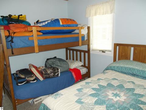 826 Kenyon Rd, Lupton, MI 48635 photo 24