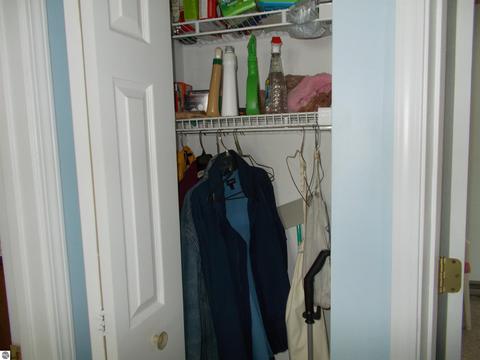 826 Kenyon Rd, Lupton, MI 48635 photo 23