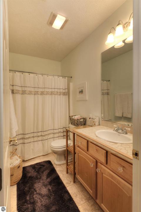 2865 E Crown Dr, Traverse City, MI 49686 photo 44