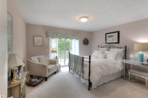 2865 E Crown Dr, Traverse City, MI 49686 photo 24