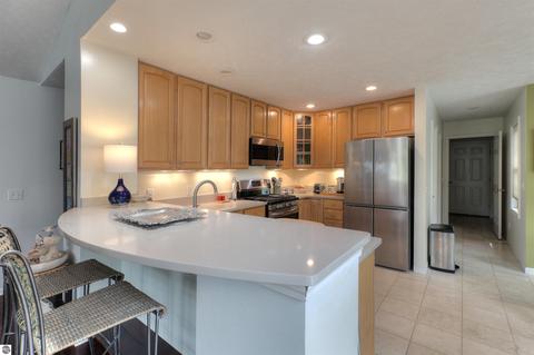 2865 E Crown Dr, Traverse City, MI 49686 photo 20