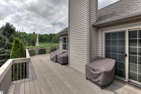 2865 E Crown Dr, Traverse City, MI 49686 photo 5