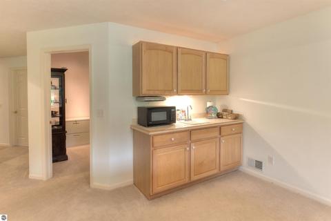 2865 E Crown Dr, Traverse City, MI 49686 photo 41