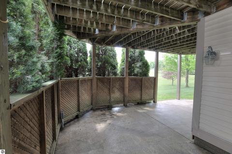 2865 E Crown Dr, Traverse City, MI 49686 photo 14