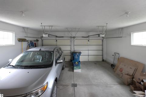 2865 E Crown Dr, Traverse City, MI 49686 photo 10