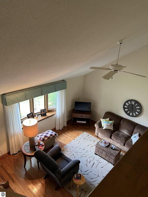 4271 Riverview Dr, Alma, MI 48801 photo 8