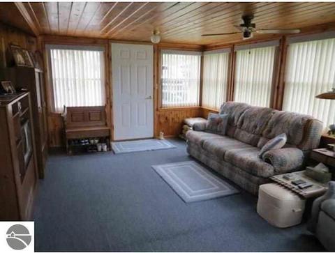 3544 Coveview Dr, Lupton, MI 48635 photo 9