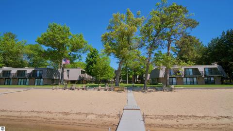 128 Flag Point Dr, Roscommon, MI 48627 photo 24