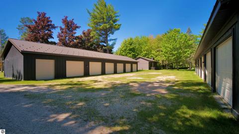 128 Flag Point Dr, Roscommon, MI 48627 photo 26