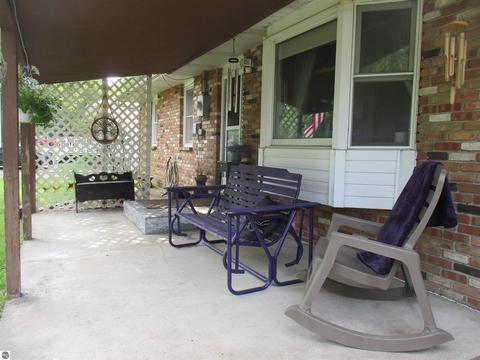 191 E Boulevard St, Shepherd, MI 48883 photo 10