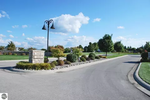4132 Wolverine Dr, Williamsburg, MI 49690