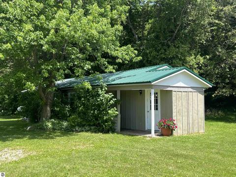 10780 Deadstream Rd, Honor, MI 49640 photo 16