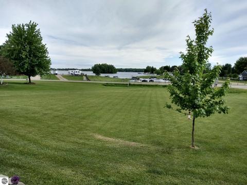 1673 Hampton #DR, Gladwin, MI 48624 photo 1