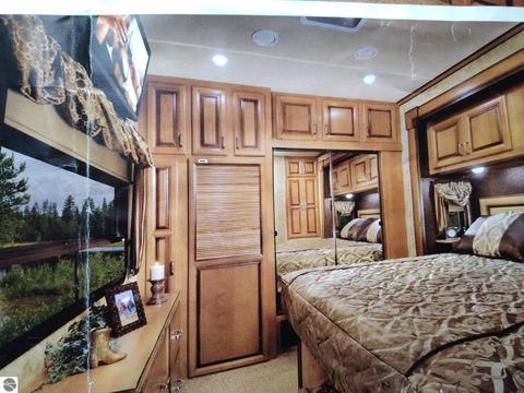 1673 Hampton #DR, Gladwin, MI 48624 photo 10