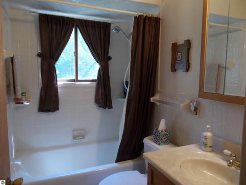 357 Henderson Lake Dr, Lupton, MI 48635 photo 45