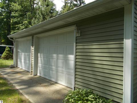 357 Henderson Lake Dr, Lupton, MI 48635 photo 34