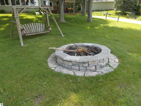 357 Henderson Lake Dr, Lupton, MI 48635 photo 18