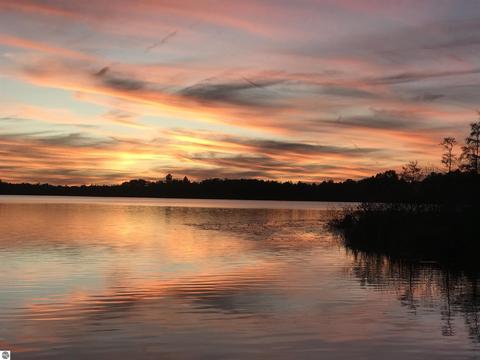 357 Henderson Lake Dr, Lupton, MI 48635 photo 9