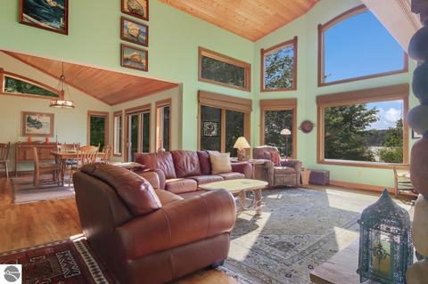 4331 E Shore Dr, Grawn, MI 49637 photo 13