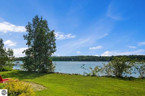 4331 E Shore Dr, Grawn, MI 49637 photo 32