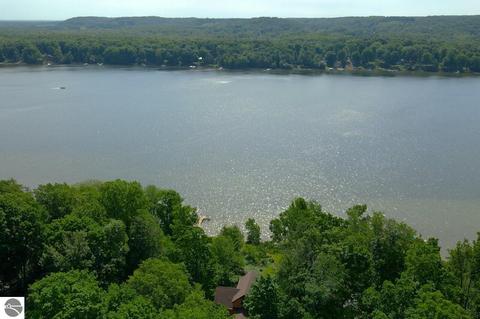 4331 E Shore Dr, Grawn, MI 49637 photo 10