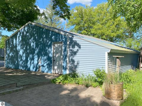 4205 Hamlin Rd, Grawn, MI 49637 photo 8