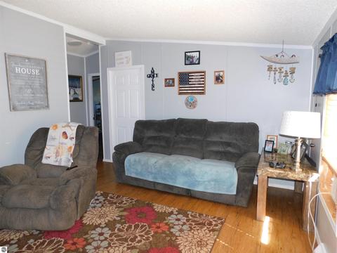 1815 E Countyline Rd, Hale, MI 48739 photo 3