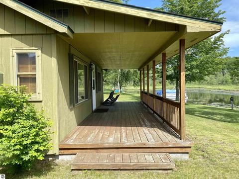 5444 E Lake Dr, Hale, MI 48739 photo 8