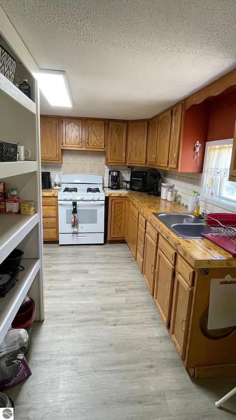 1118 E M 72, Grayling, MI 49738 photo 17