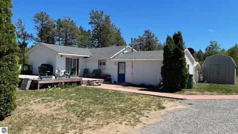 1118 E M 72, Grayling, MI 49738 photo 3