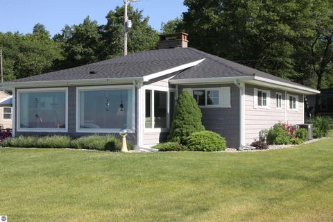 1050 S 13th St, Au Gres, MI 48703 photo 4